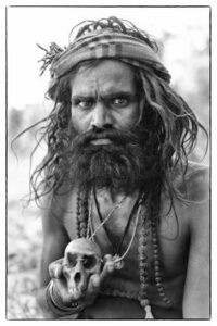 अघोरी कौन होते हैं