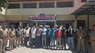 Dehradun Gambling Raid: अपार्टमेंट में हाईप्रोफाइल जुआ, 18 आरोपी गिरफ्तार